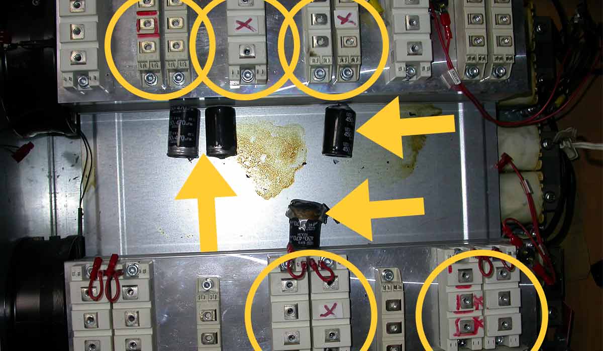 Неробочі гібридні модулі й конденсатори: три роздулися, один вибухнув, наповнювач витік